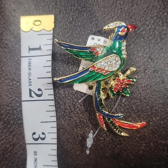 Colorful bird of paradise rhinestone green red brooch pin nwt jewelry - Picture 1 of 2